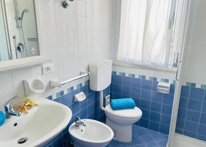 Lejlighed Luminous Flat With Balcony-beahost